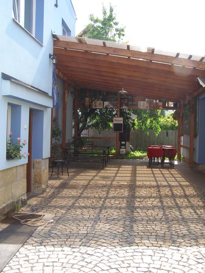Klub U Námořníka Dvur Králové nad Labem Exterior foto